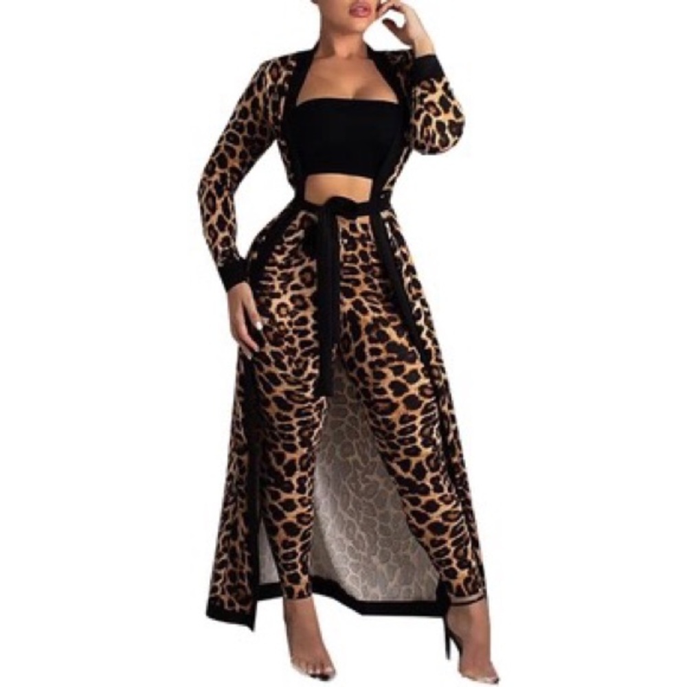 Animal print outfit